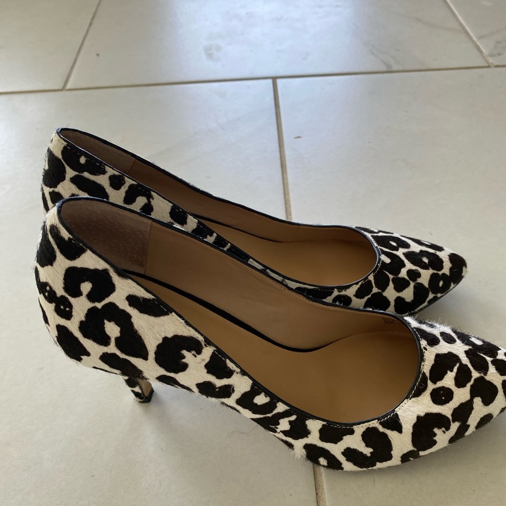 Women’s Black and White Calf Hair Leopard Print Pumps